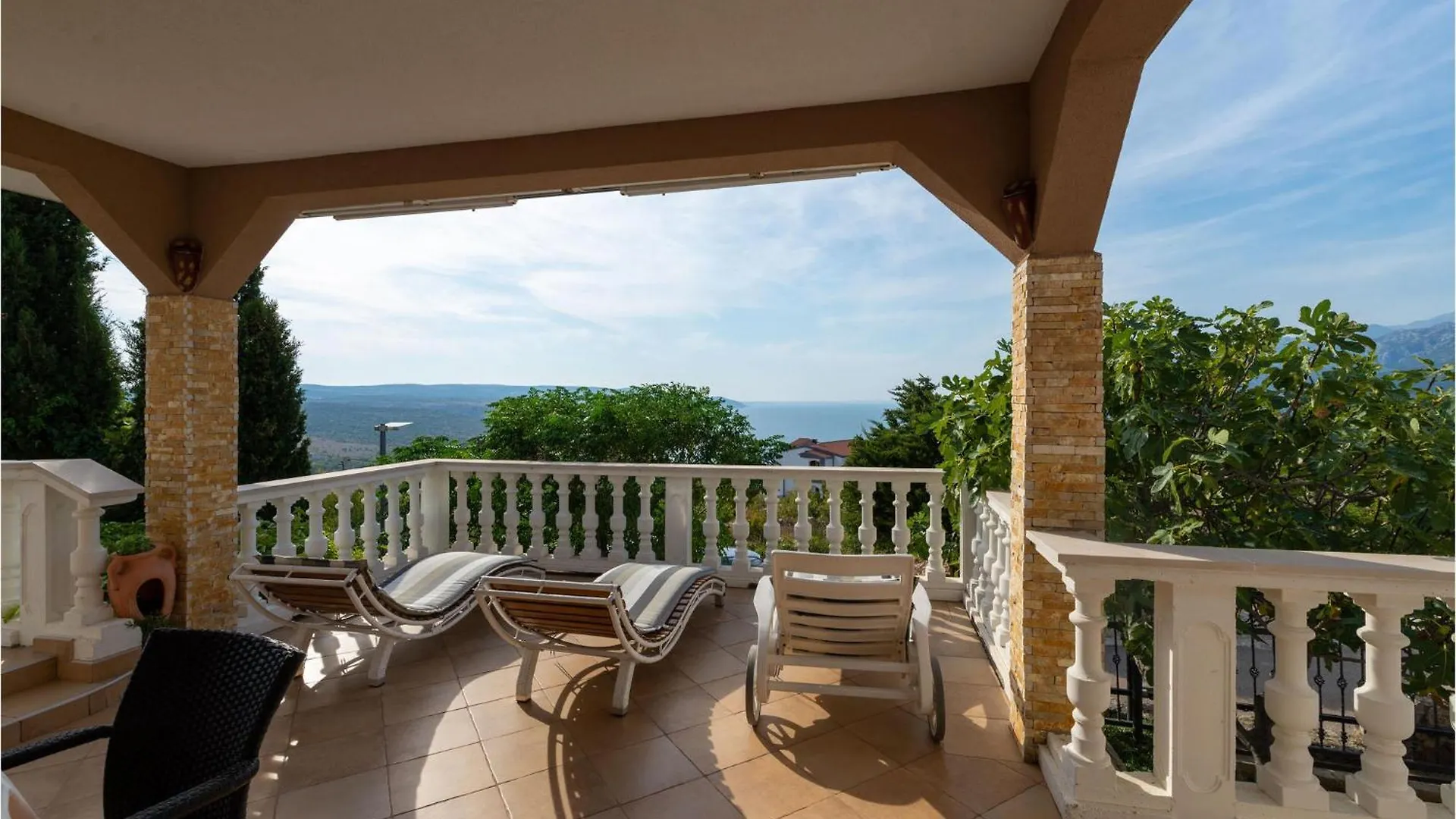 Amazing Apartment In Rovanjska - Jasenice 0*,